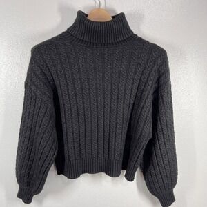 Tahari Turtleneck Sweater Cable Knit Pullover Cozy Warm Gray Size Medium Classic
